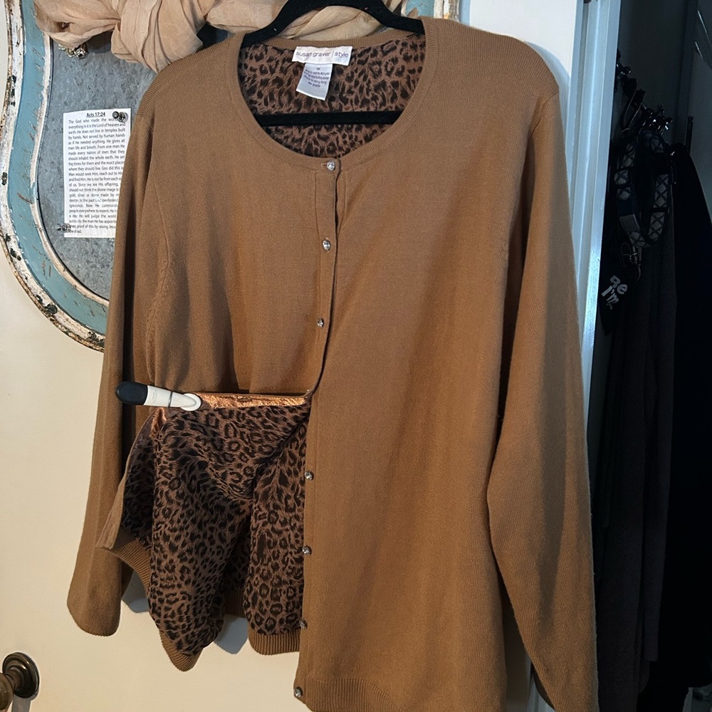 Camel brown Cardigan with Leopard Print LiningSusan Graver 1x Cardigan